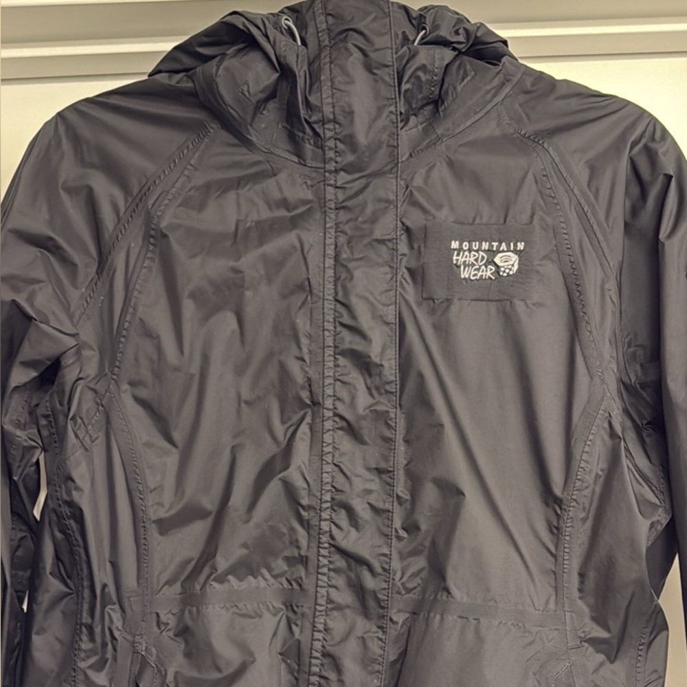 Mountain Hardwear Charcoal Windbreaker
